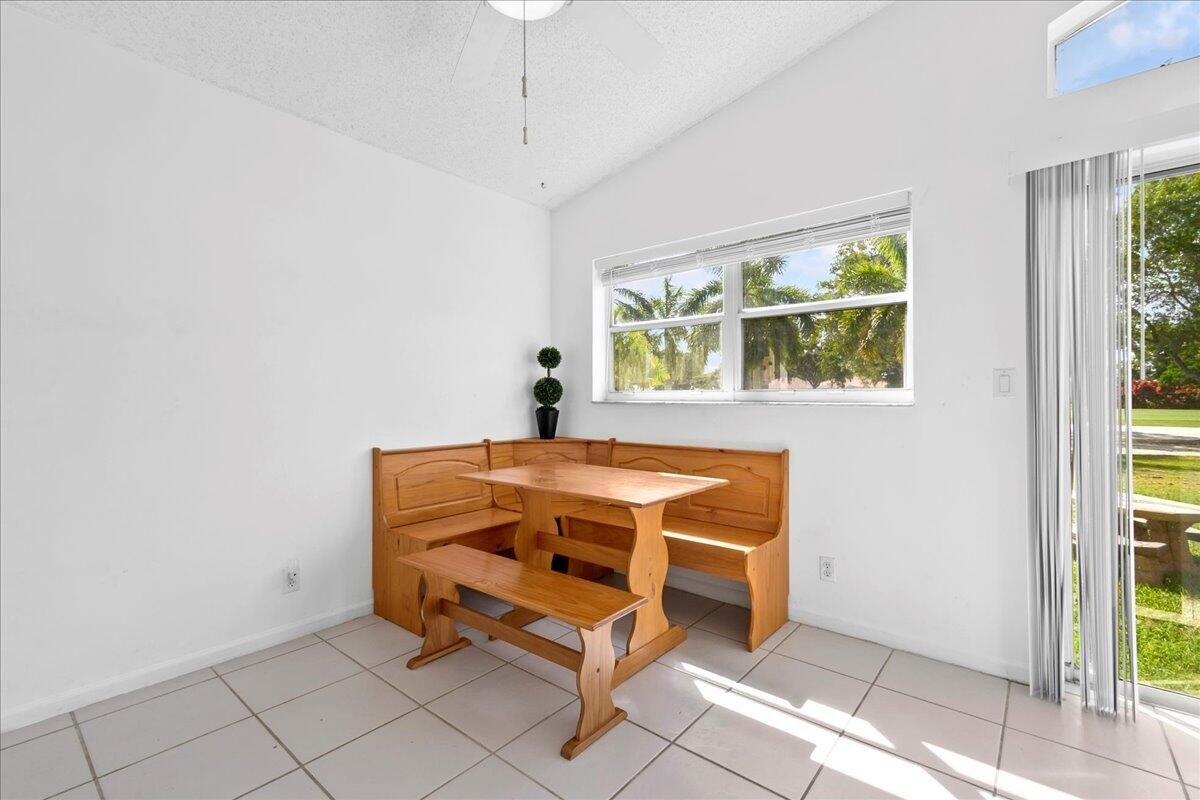 Pelican Harbour Dr, Lake Worth, FL 33467