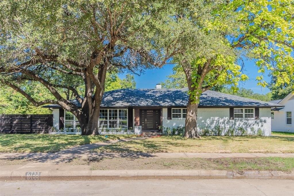 Kingsbury Dr, Dallas, TX 75231
