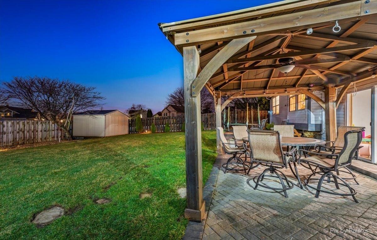 Wildberry Ln, Bartlett, IL 60103