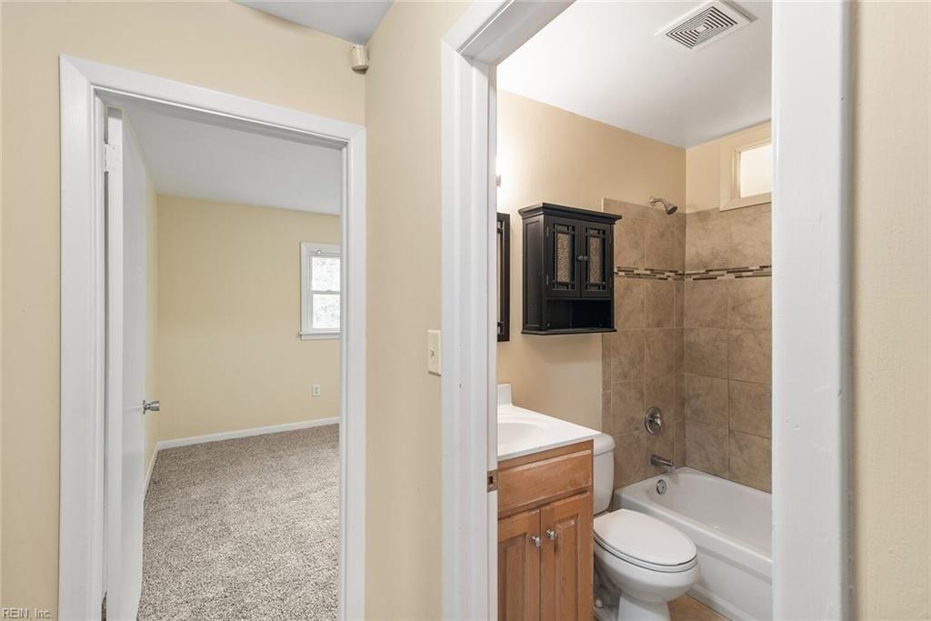 Orcutt Ave, Newport News, VA 23605