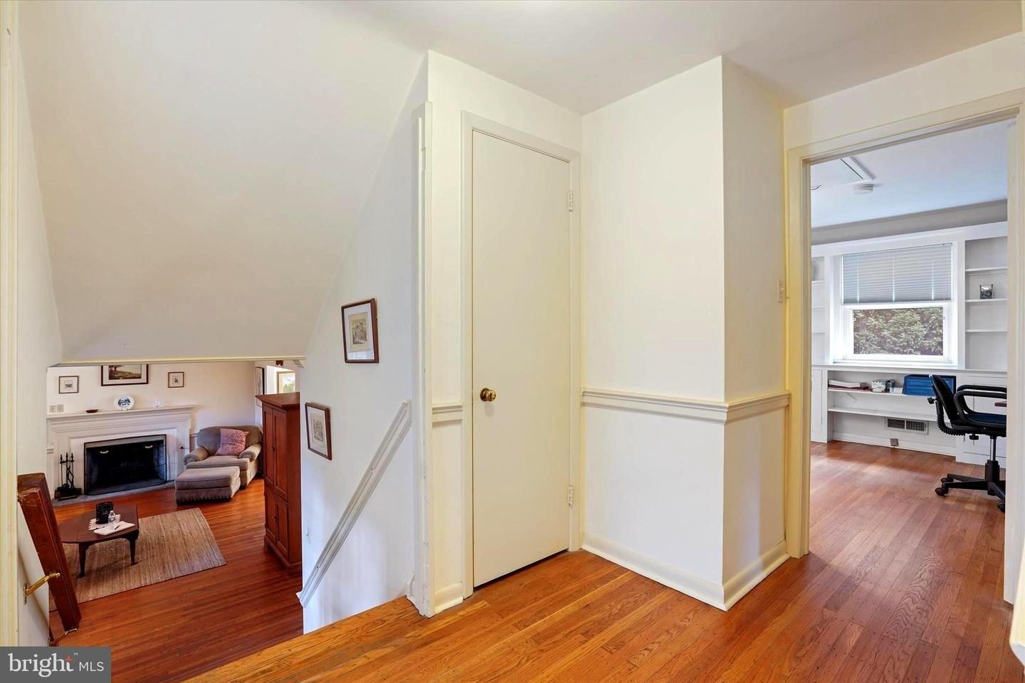 Walker Rd, Wayne, PA 19087