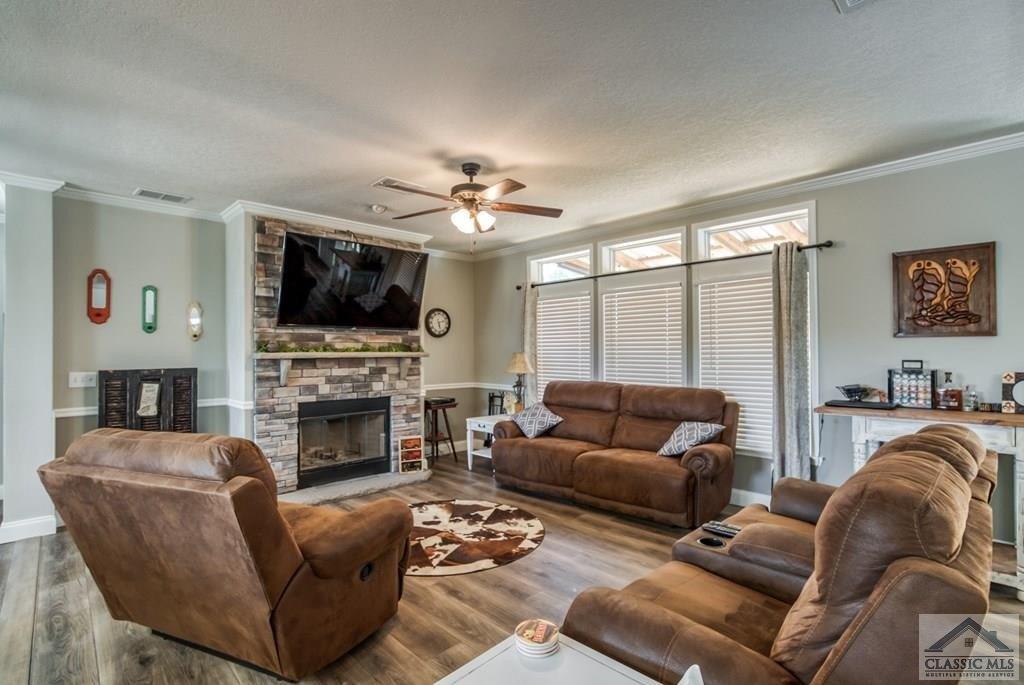 Simmons Rd, Social Circle, GA 30025
