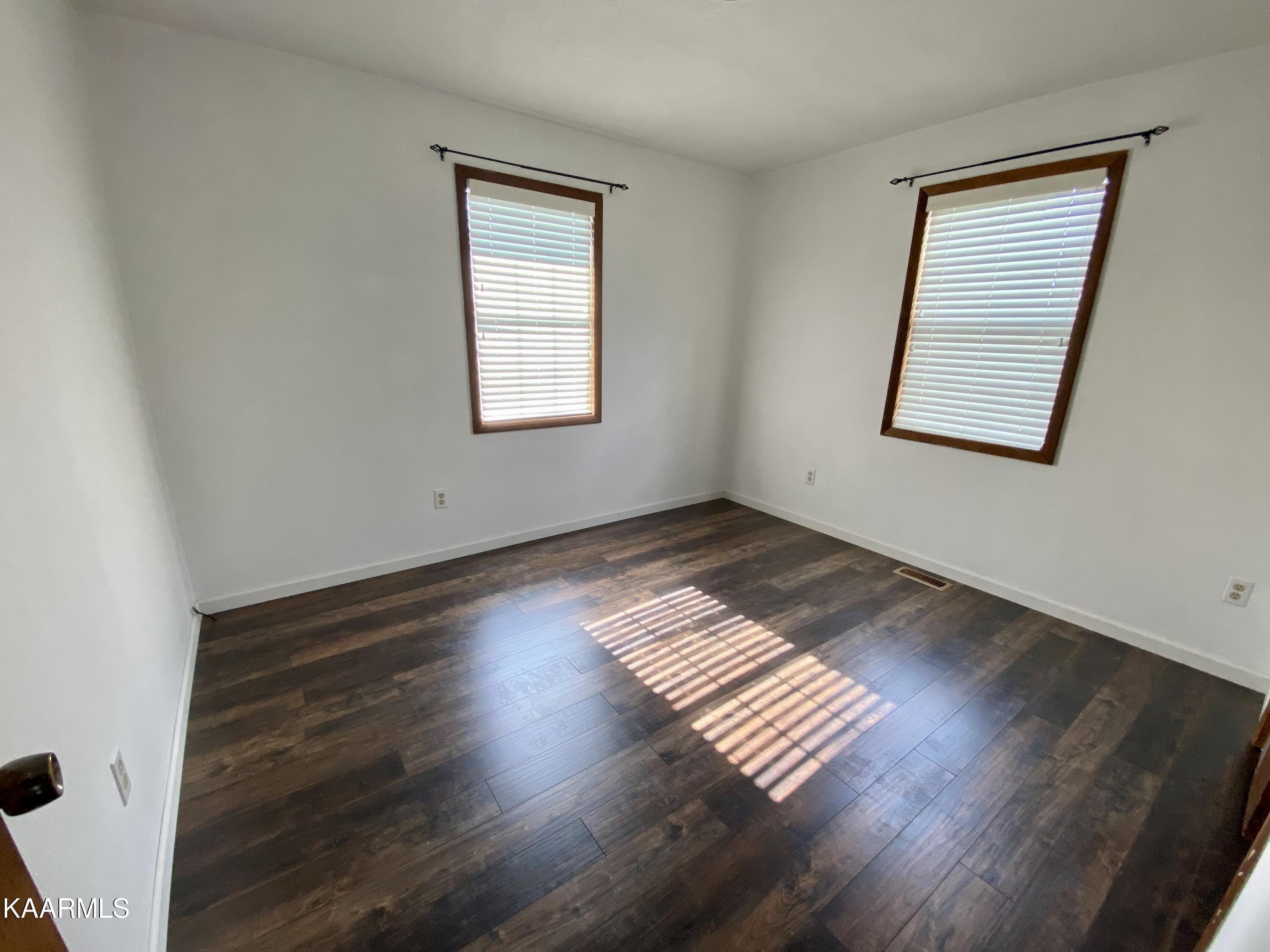 Finley Rd, Crossville, TN 38571