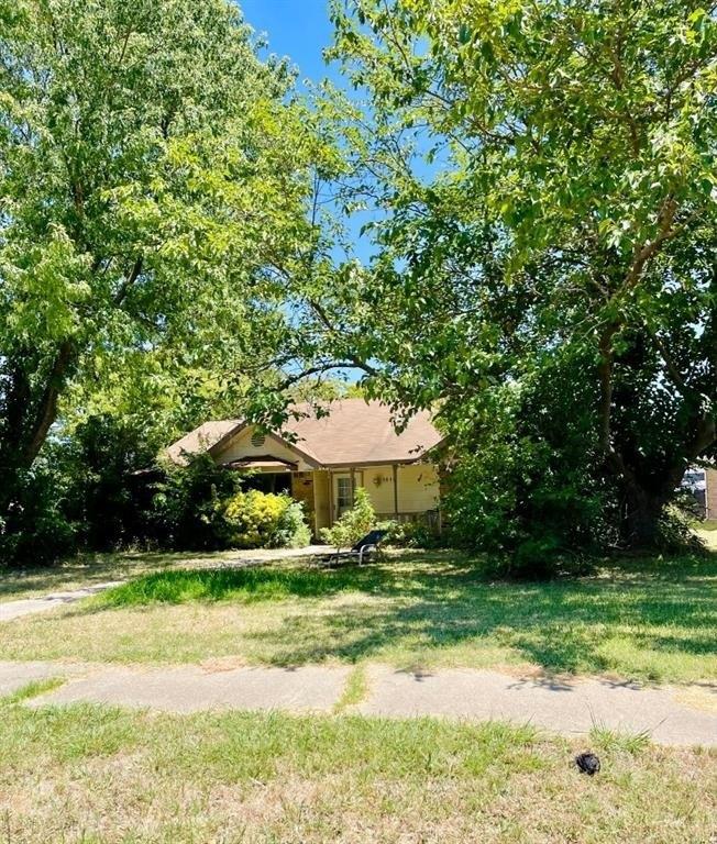 Reisen Dr, Garland, TX 75040