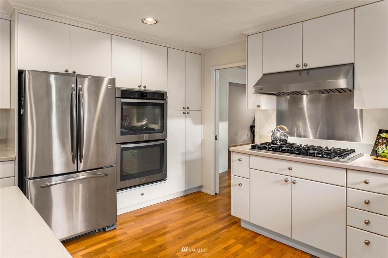 88th Ave Se, Mercer Island, WA 98040