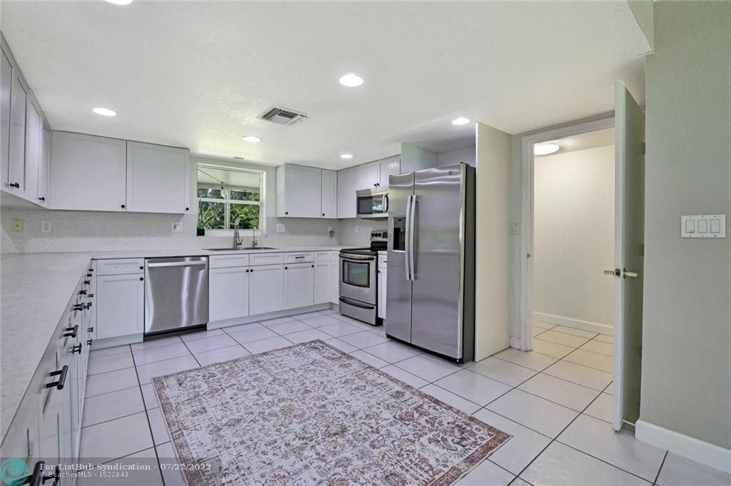 61st Pl N, Loxahatchee, FL 33470