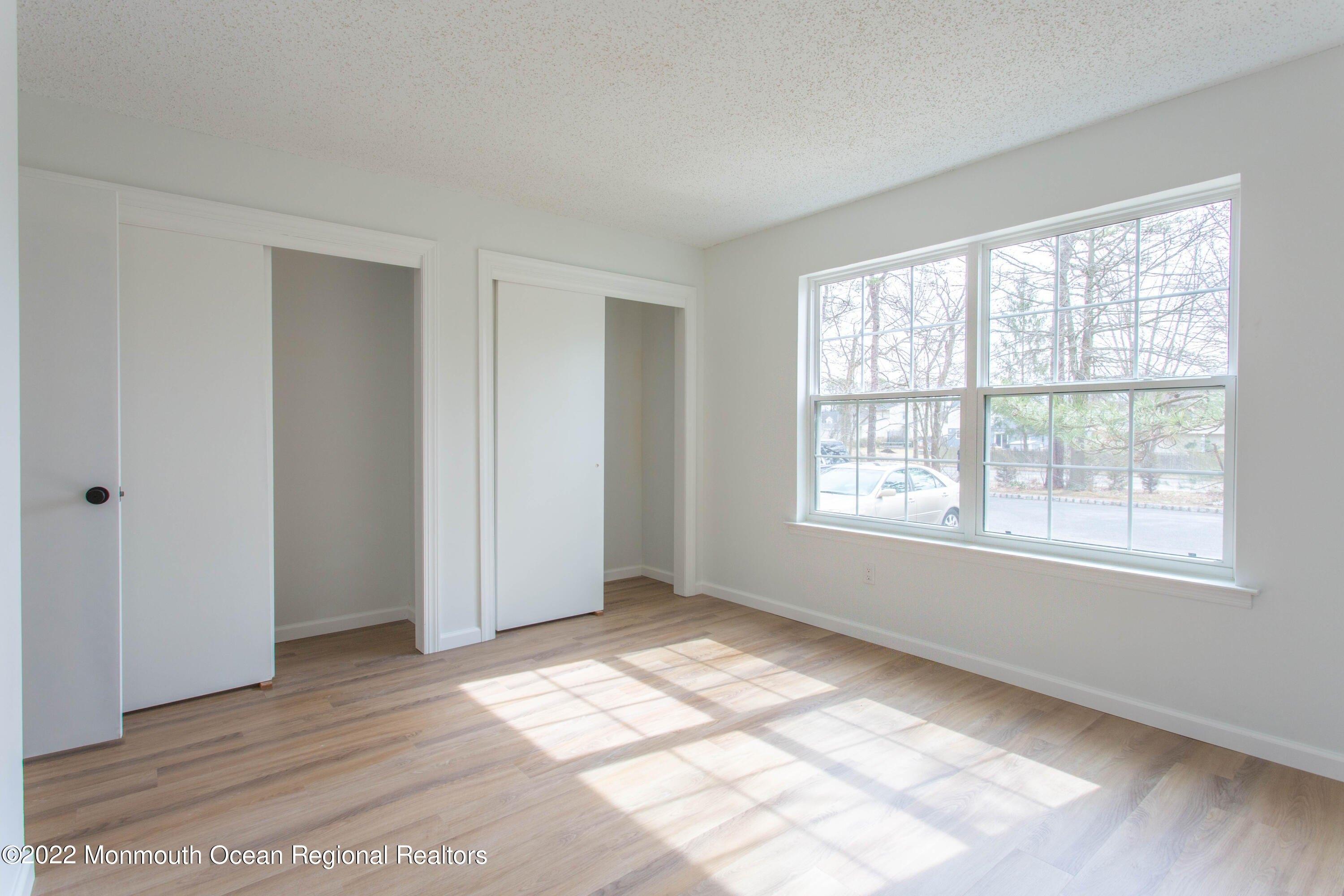 Diane Dr, Tinton Falls, NJ 07753