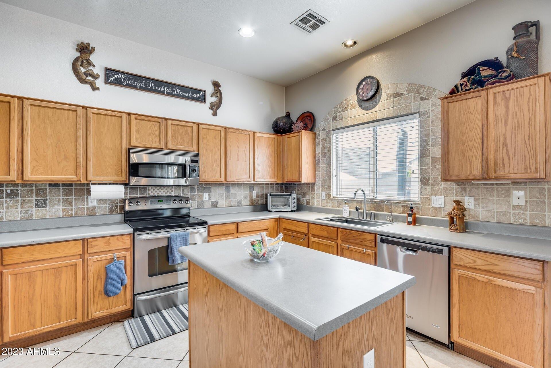 W Ironwood St, Surprise, AZ 85374