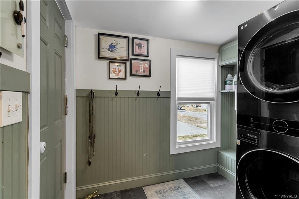 Livingston St, Lancaster, NY 14086
