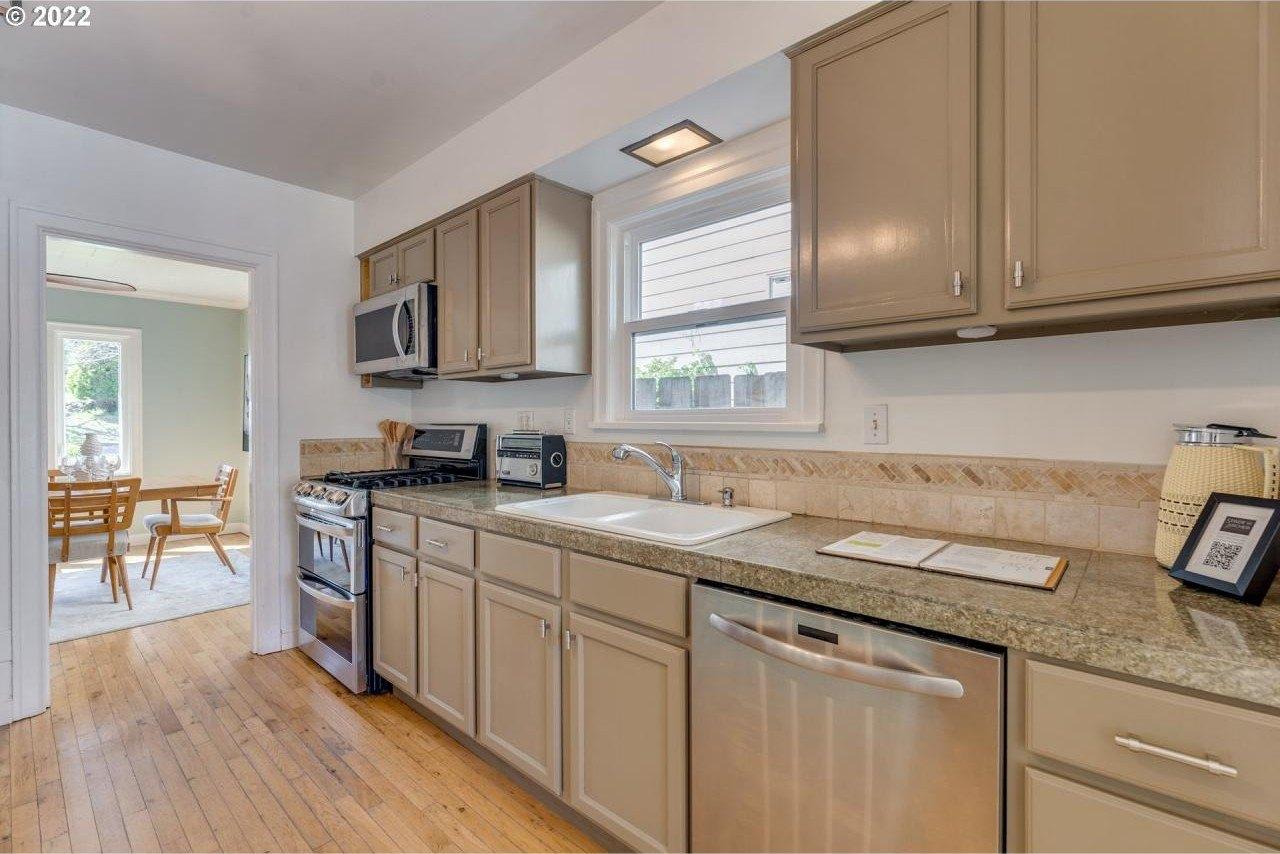 Ne Buffalo St, Portland, OR 97211