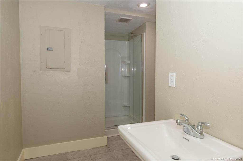 Perrin Rd, Woodstock, CT 06281
