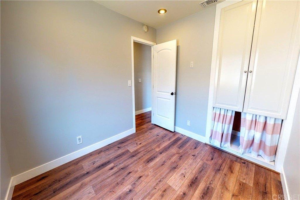 Violet Hills Dr, Canyon Country, CA 91387