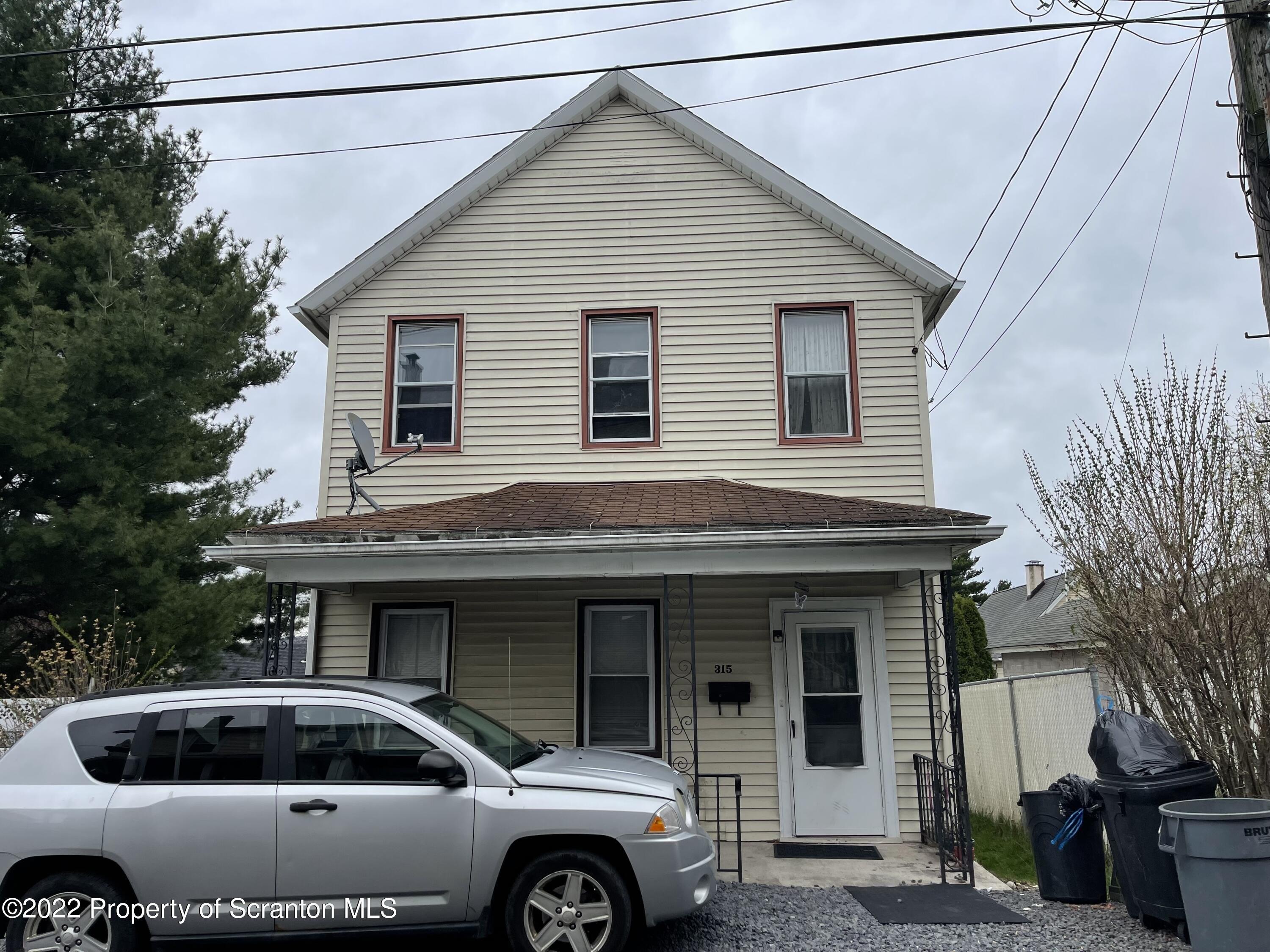 Aswell Ct, Scranton, PA 18504