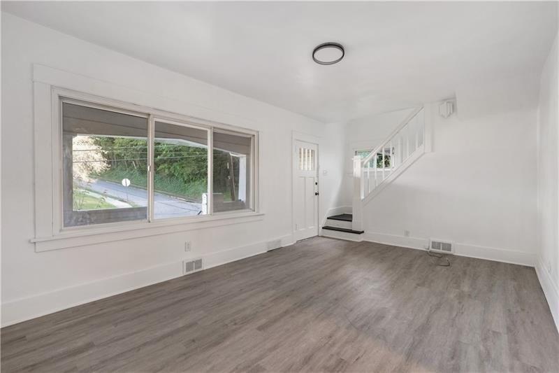 Grandview Way, Charleroi, PA 15022