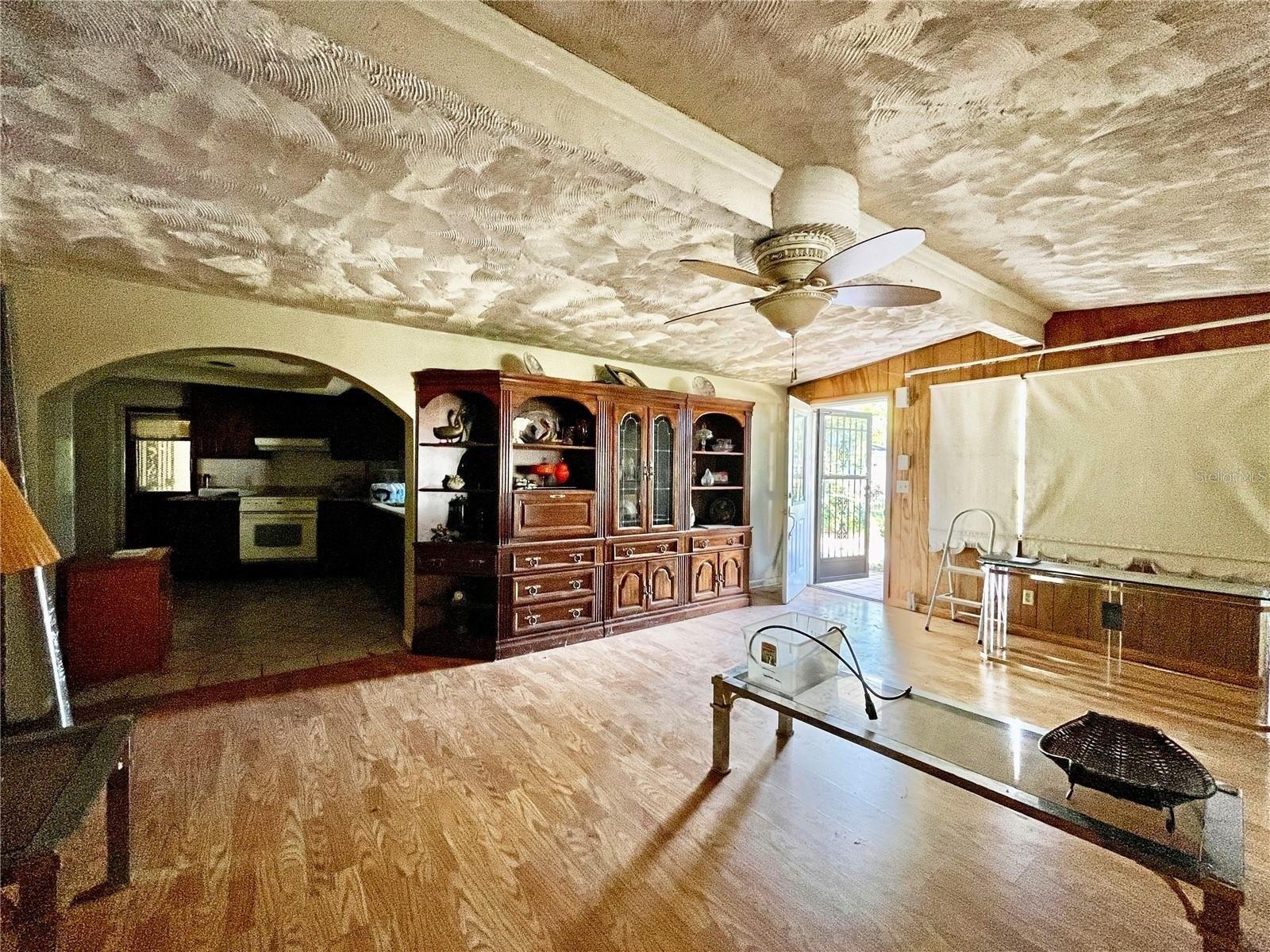E North Bay St, Tampa, FL 33610