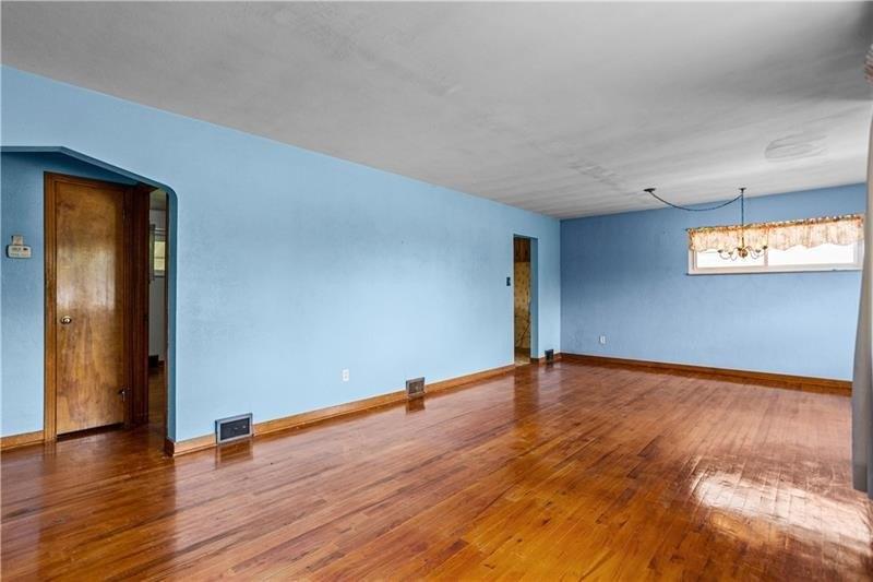 Berkwood Dr, Pittsburgh, PA 15243