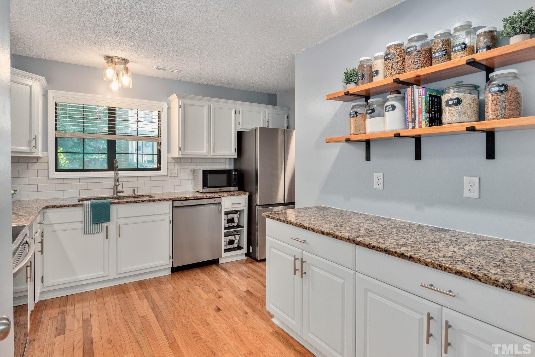 Willow Bridge Dr, Durham, NC 27707