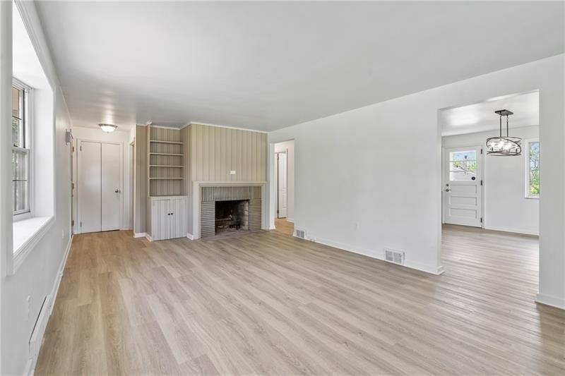 Colson Dr, Pittsburgh, PA 15236