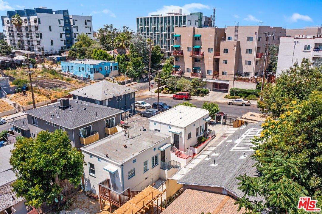 E Edgeware Rd, Los Angeles, CA 90026