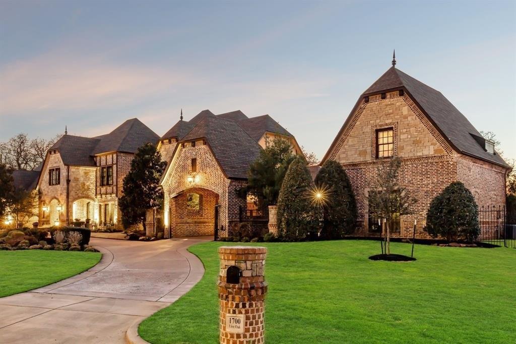 Live Oak Ln, Southlake, TX 76092
