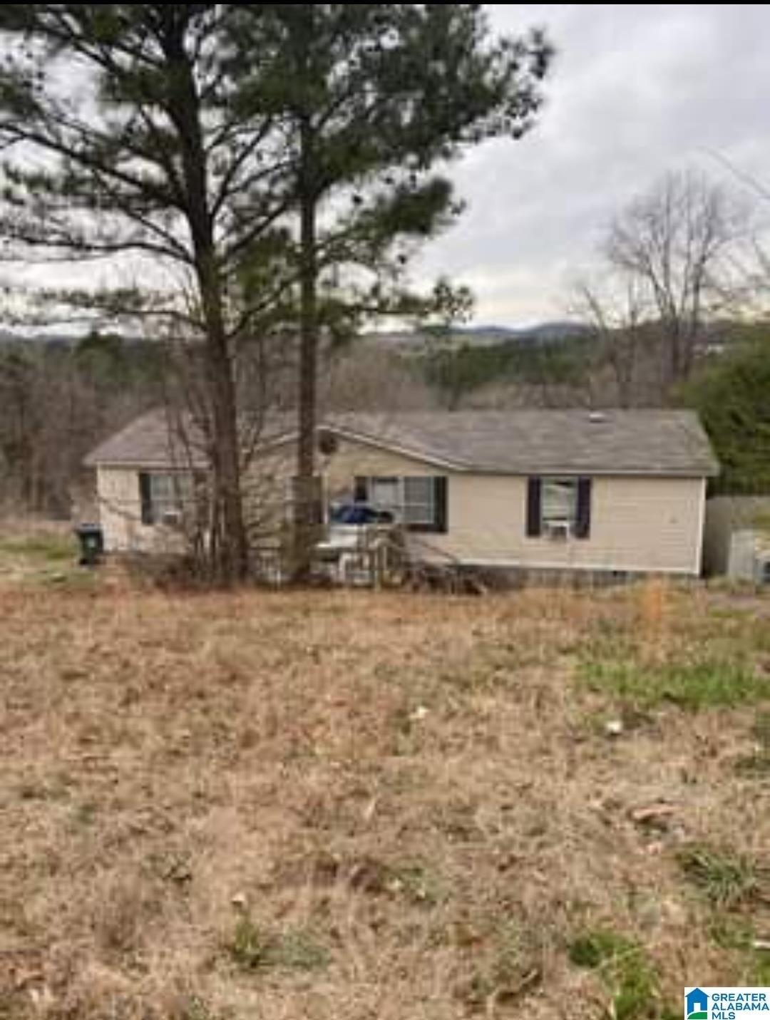 Mobile Ave, Trussville, AL 35173