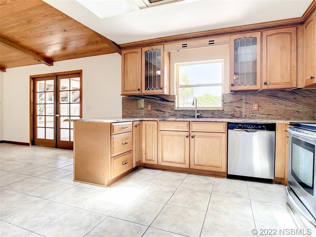 Palm Breeze Dr, Edgewater, FL 32141