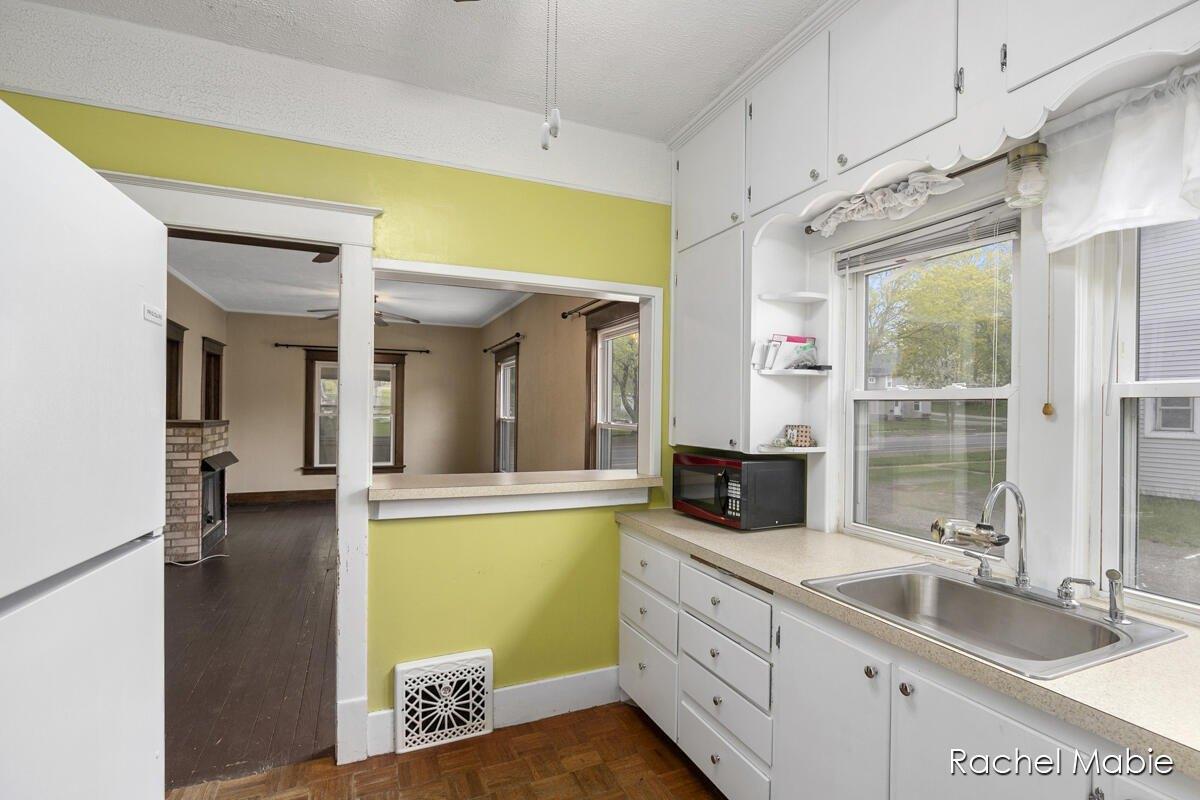 N Michigan Ave, Hastings, MI 49058