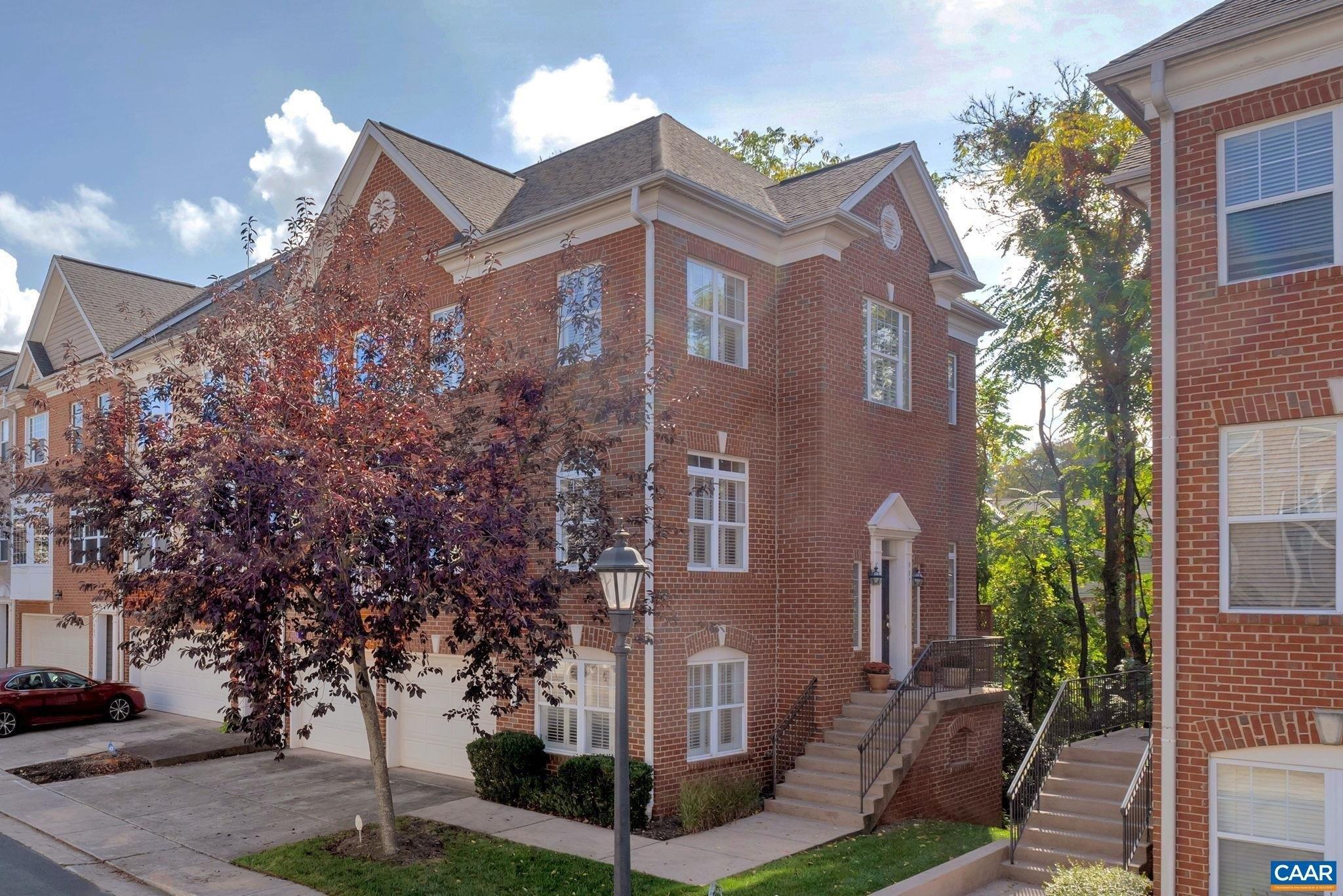 Glenwood Station Ln, Charlottesville, VA 22901