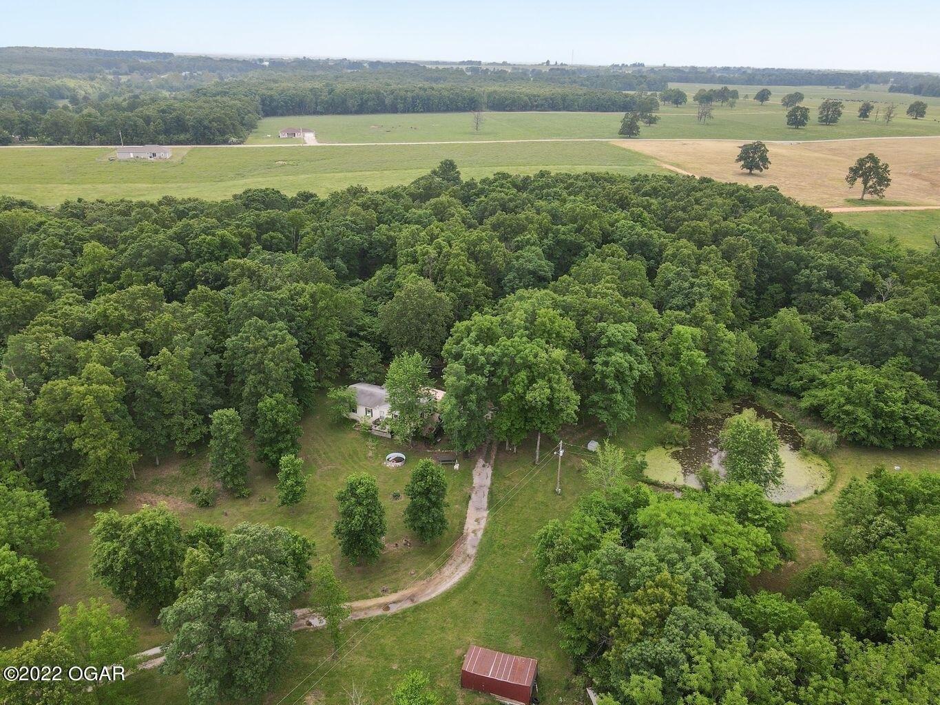 Lawrence 1110, Miller, MO 65707