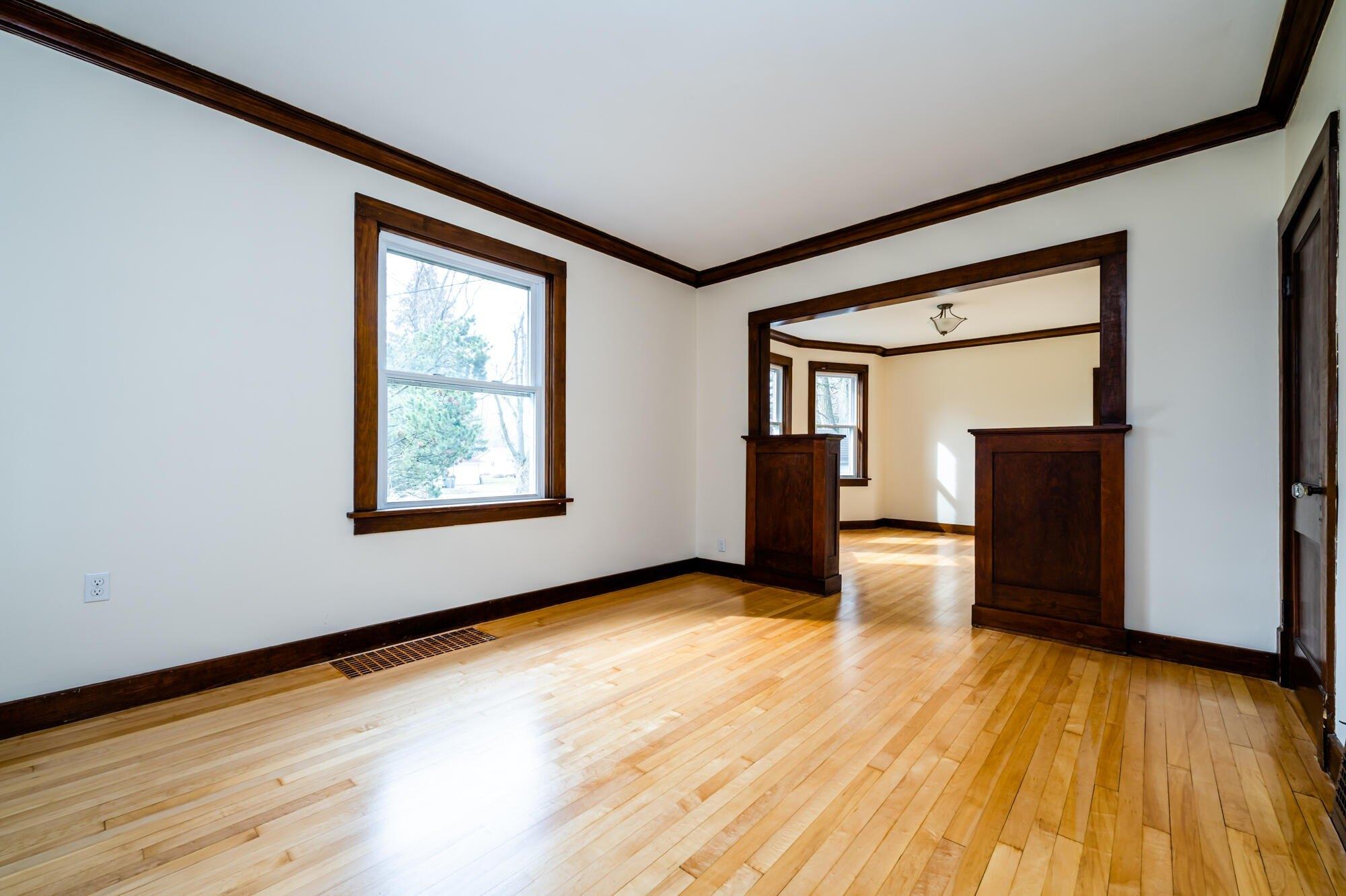 S Willard St, New Buffalo, MI 49117