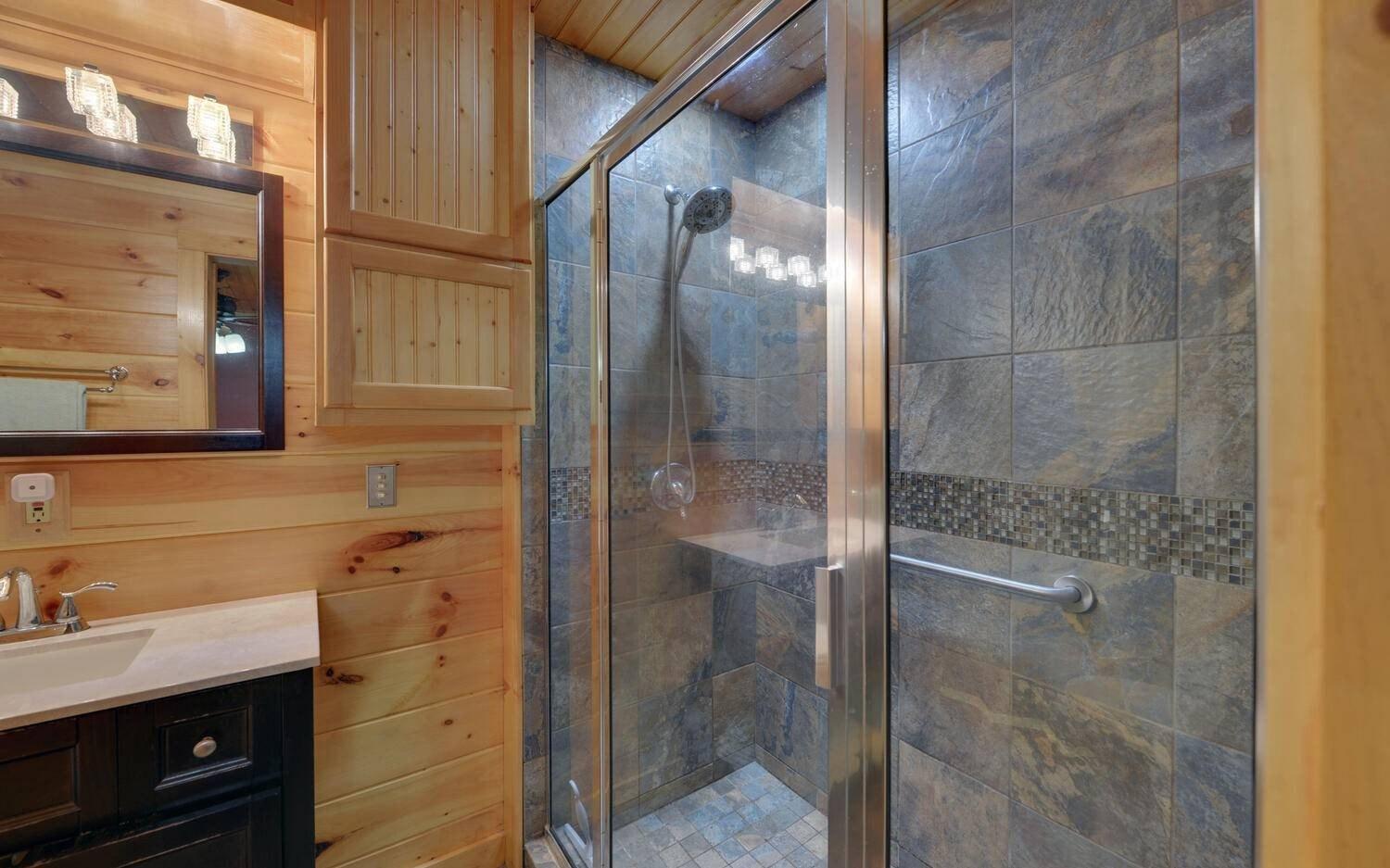 Cozy Cove Rd, Blairsville, GA 30512