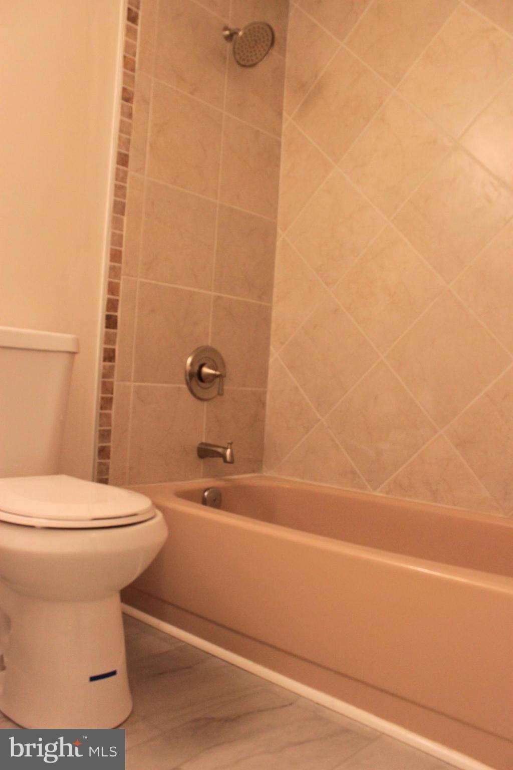 Fallswood Way, Lorton, VA 22079