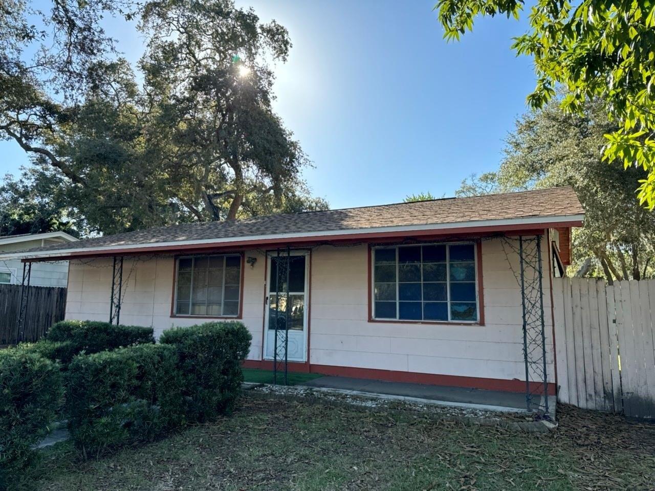 8th Ave S, Gulfport, FL 33707