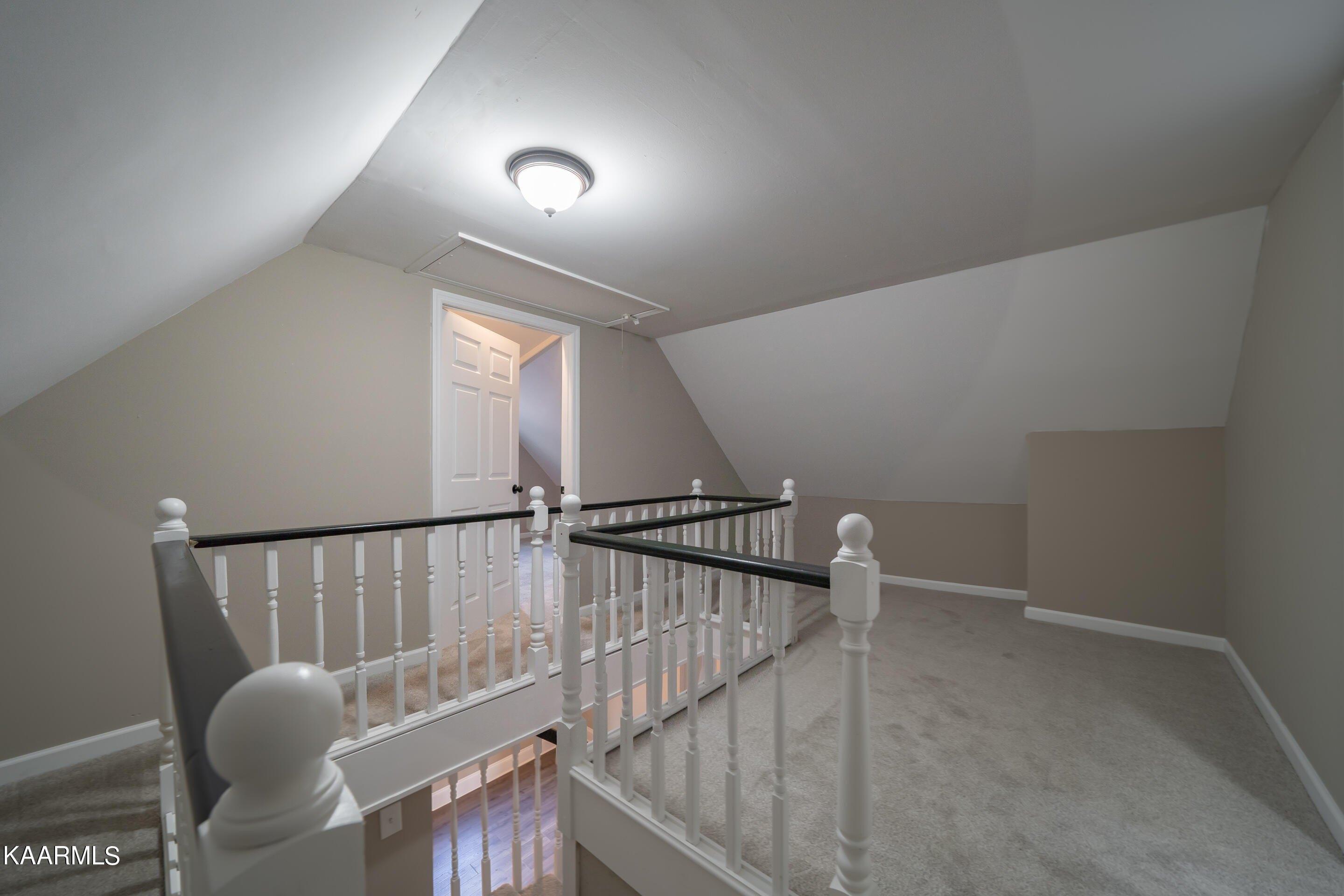 Watauga Ave, Knoxville, TN 37917