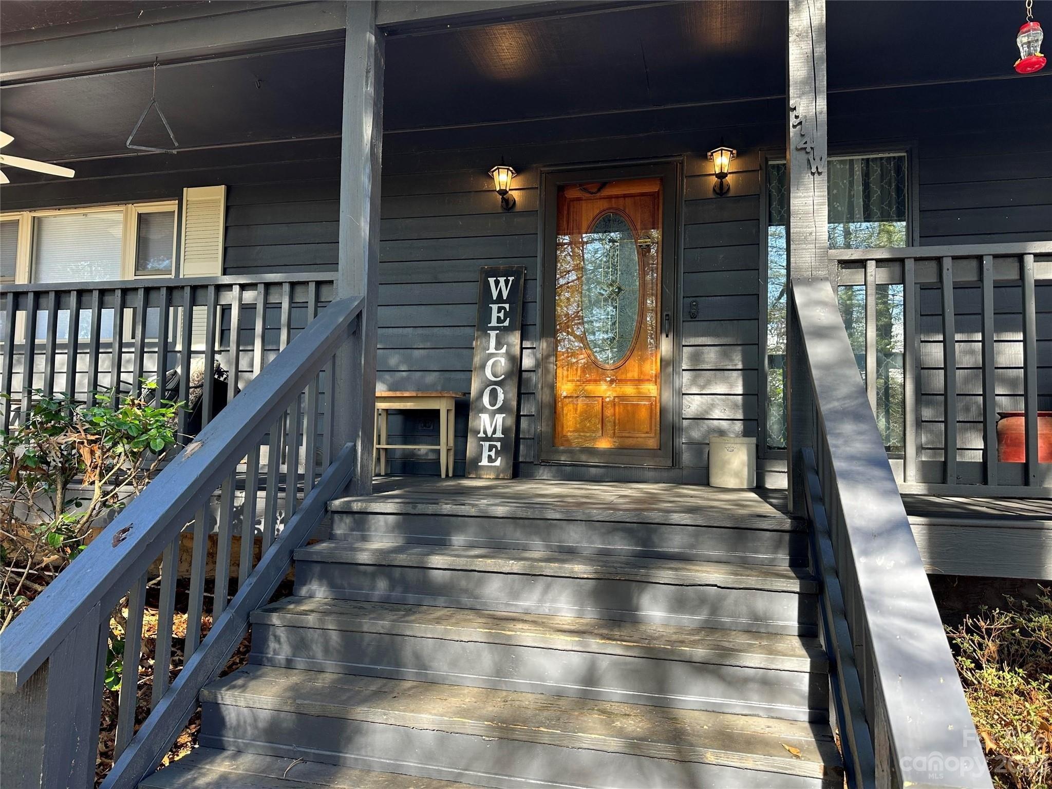 W Chippendale Dr, Mills River, NC 28759