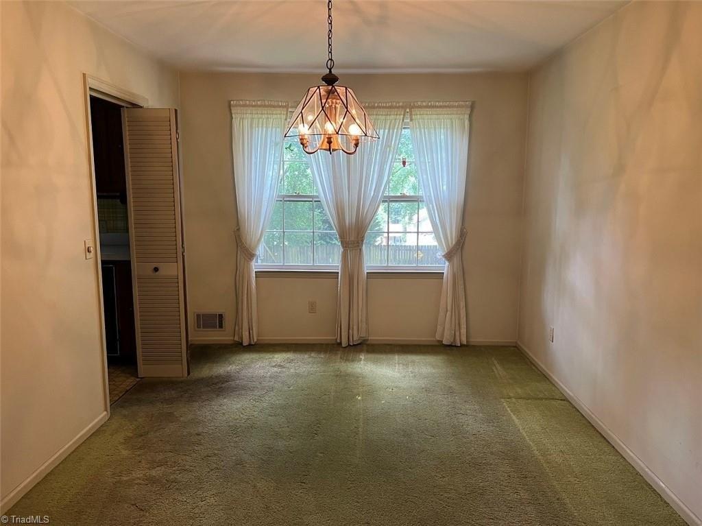 Westwood Ln, Wilkesboro, NC 28697