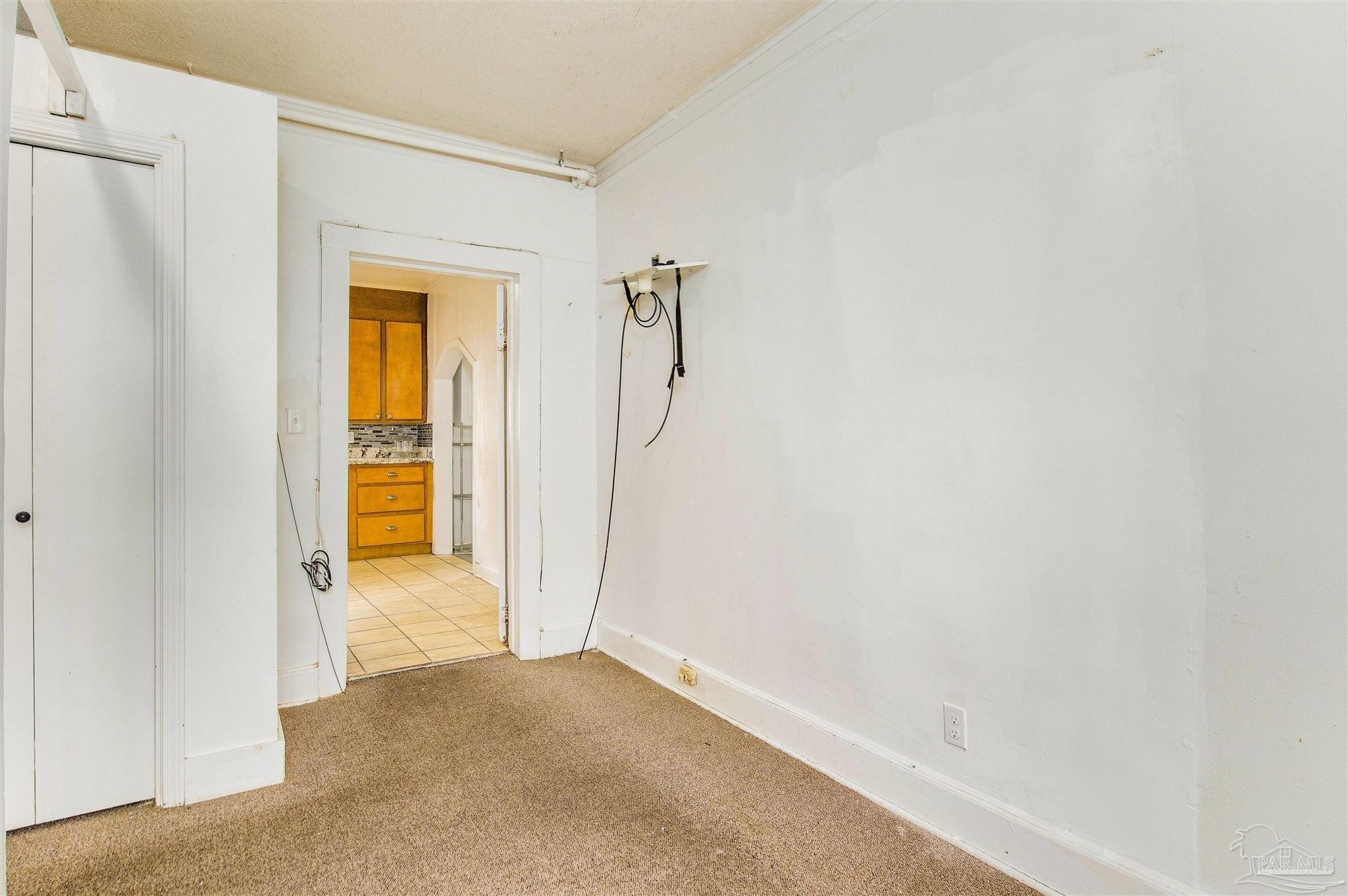 W Wright St, Pensacola, FL 32501