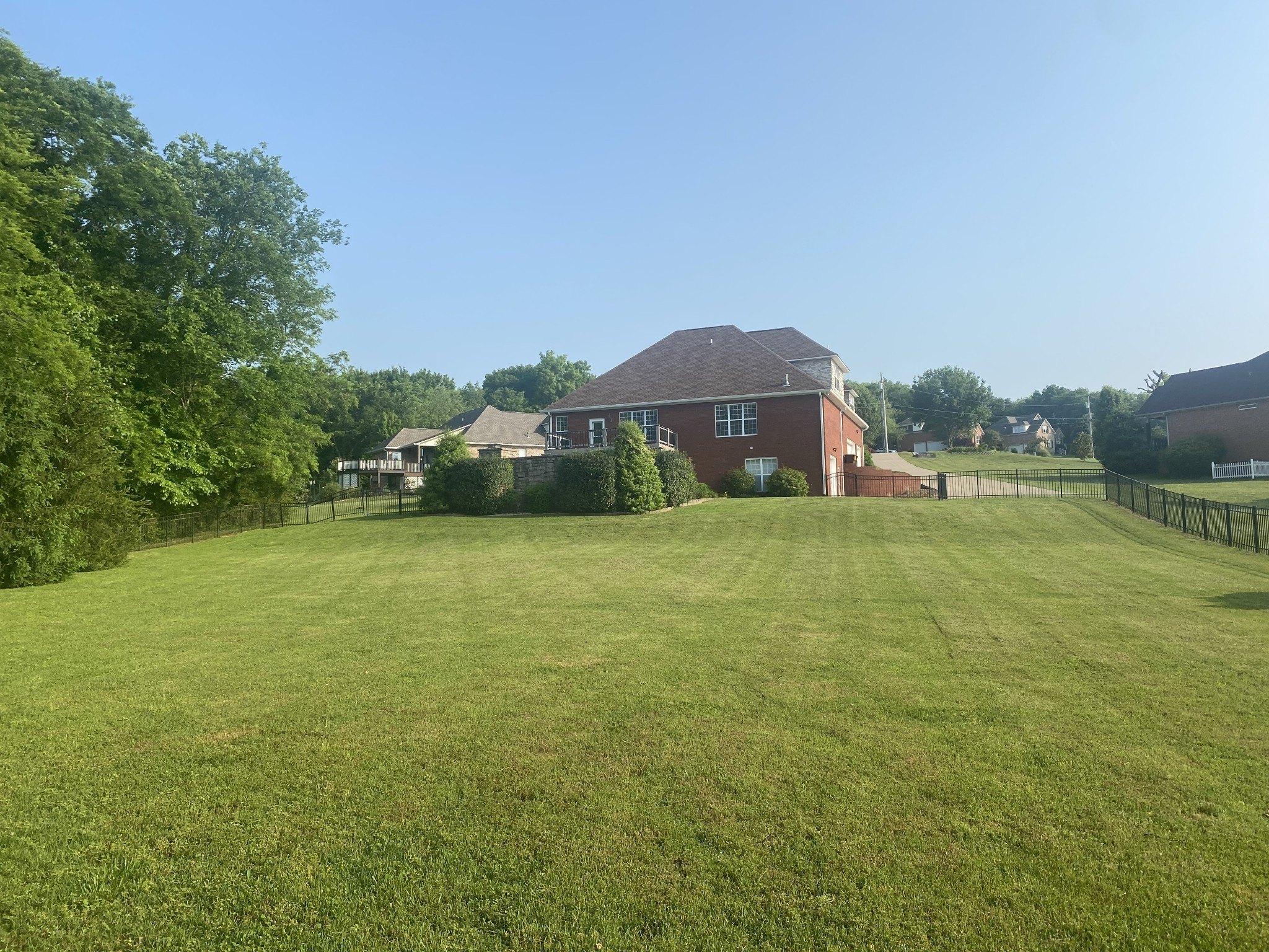 Viewpointe Way, Columbia, TN 38401