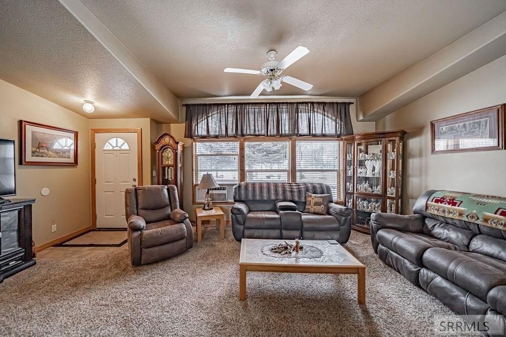 S 35 W, Blackfoot, ID 83221