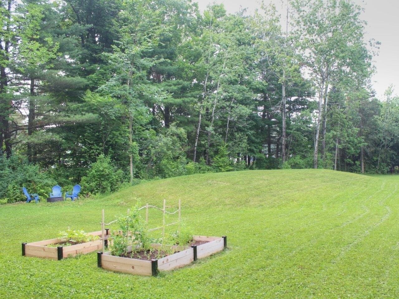 Bronson Ln, Colchester, VT 05446