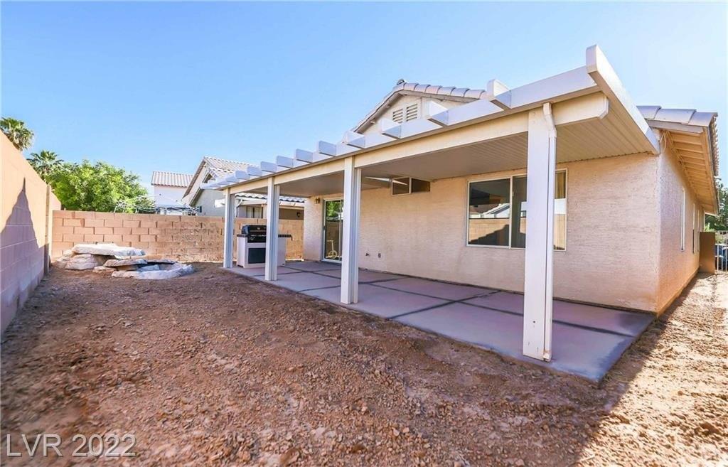 Red Crossbill Ln, Las Vegas, NV 89142