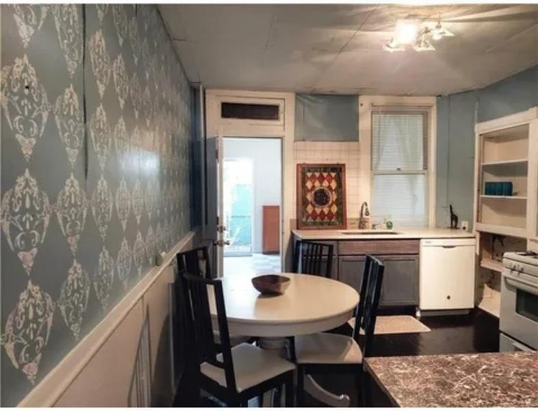 Carnegie St, Pittsburgh, PA 15201