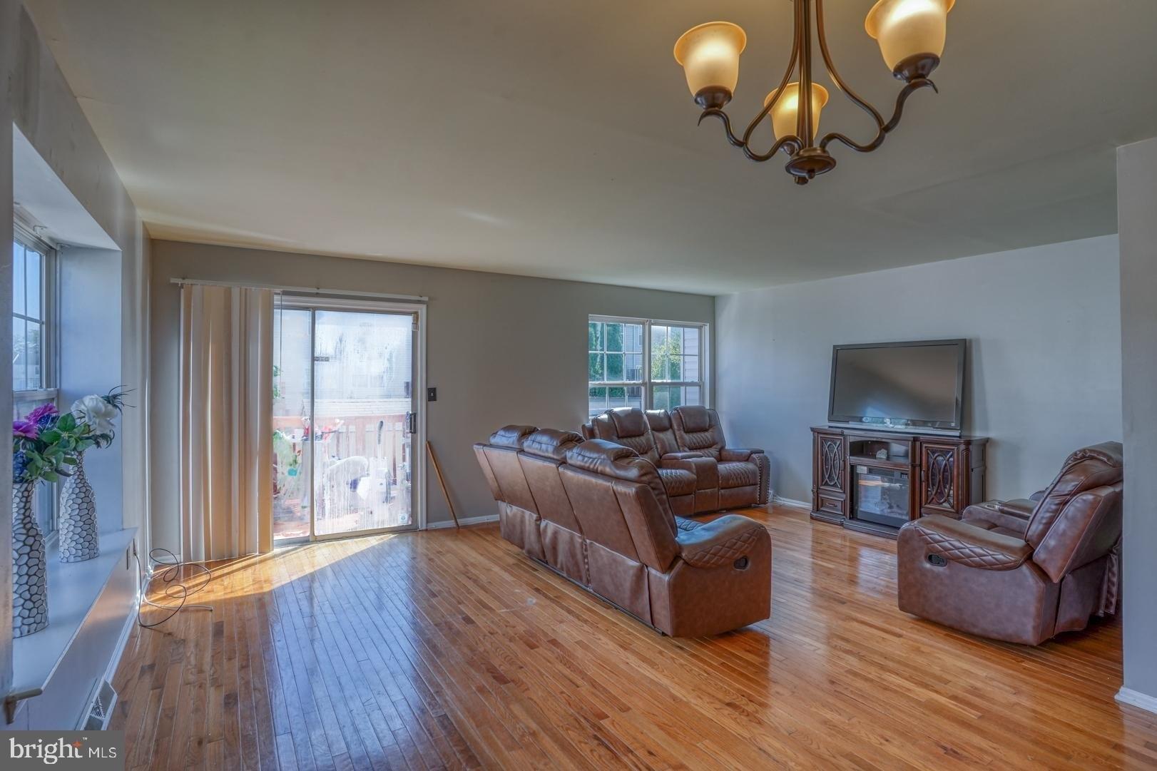 Three Rivers Dr, Newark, DE 19702