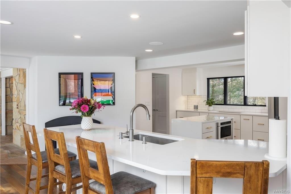 Chase Rd, Orchard Park, NY 14127