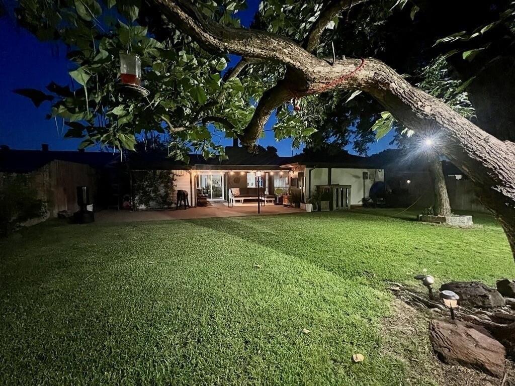 Cecil Dr, Carrollton, TX 75006
