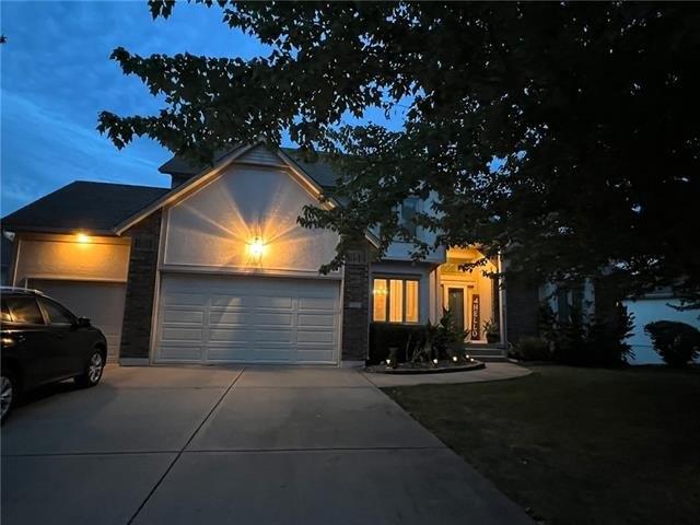 Se Asheville Dr, Lees Summit, MO 64063