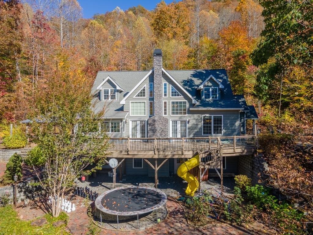 Safari Dr, Sylva, NC 28779