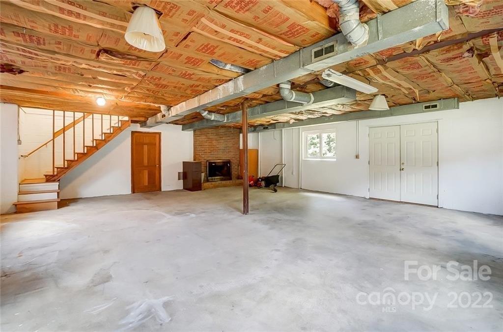 Melody Ln, Charlotte, NC 28214