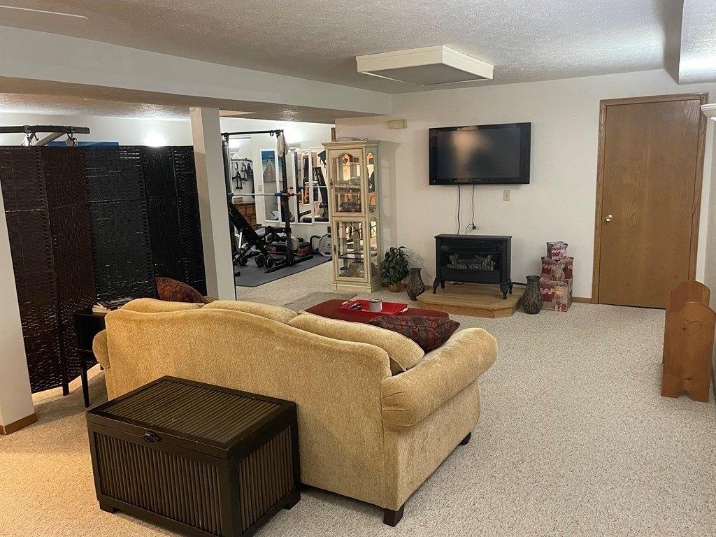 Spring Village Ln, Ontario, OH 44906