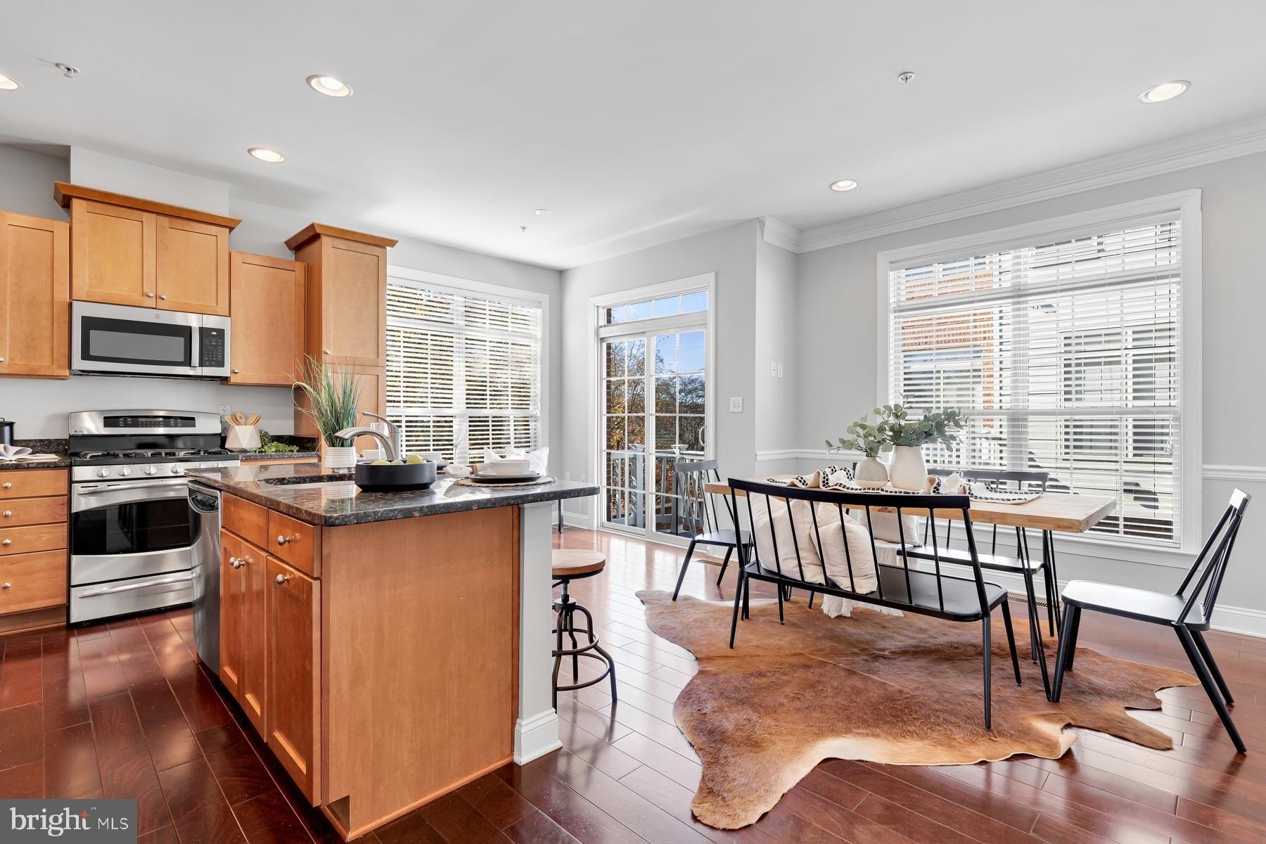 N George Mason Dr, Arlington, VA 22203